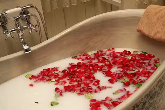 The Ultimate Aphrodisiac Spa & Self-Care Ritual | Luxury Valentine’s Gift Set