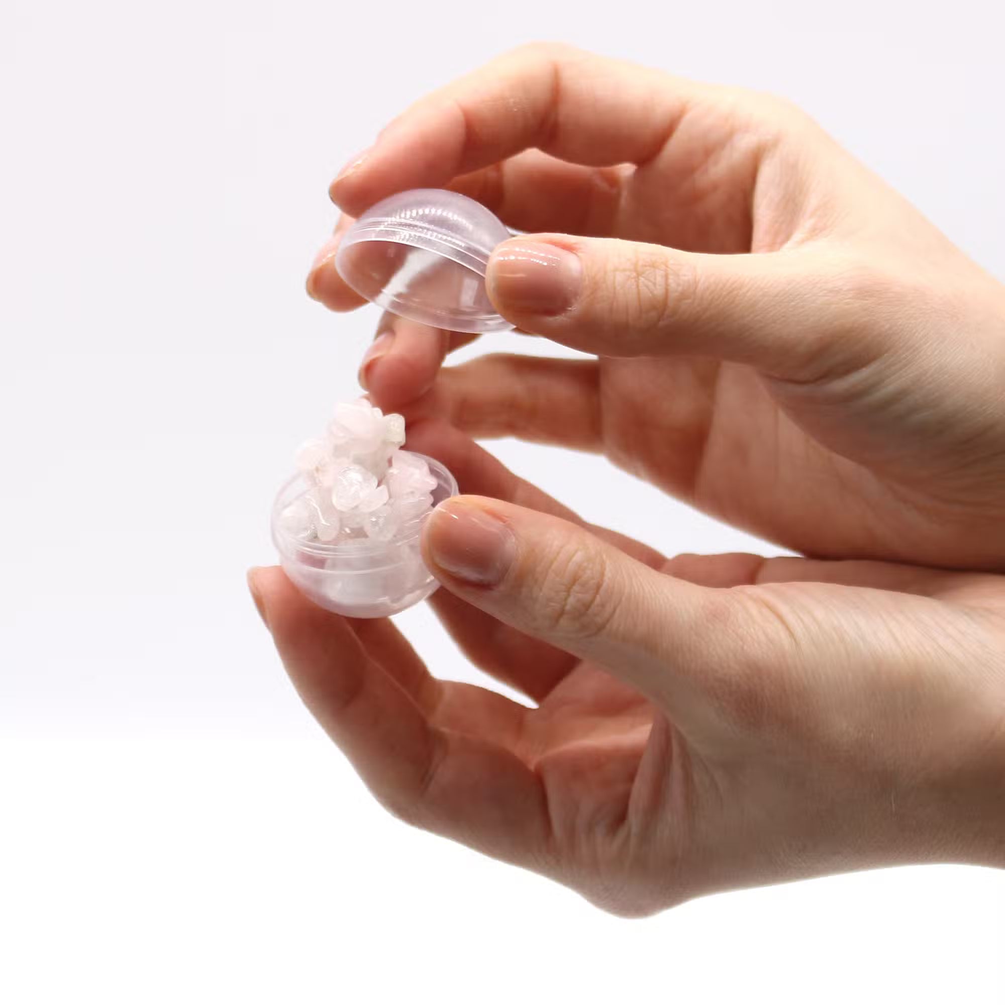 Rose Quartz Glow – Gemstone Bracelet Bath Bomb (Wild Rose & Patchouli)